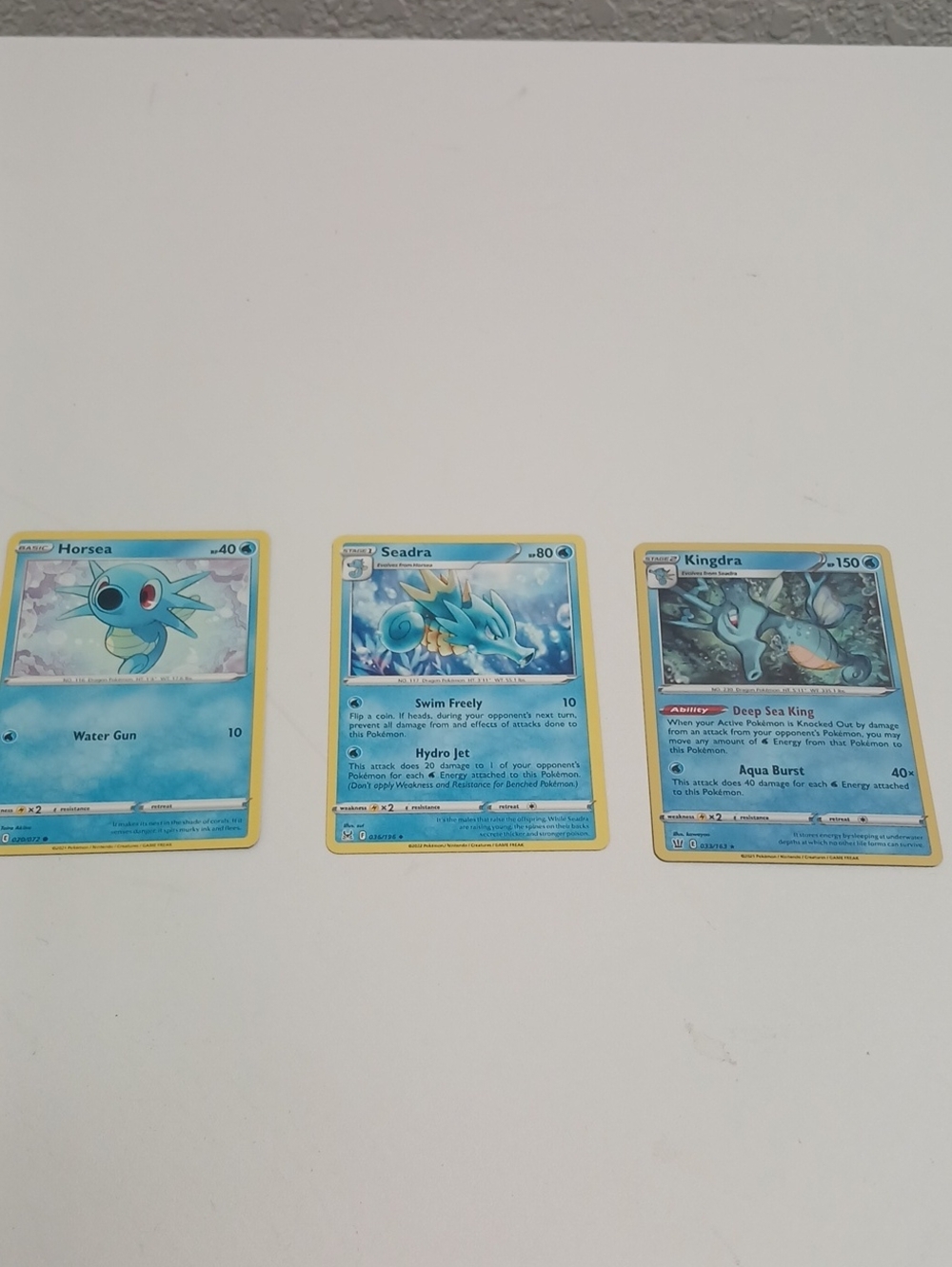 Pokemon Blue and Yellow Water-Type Trading Card Lot - Horsea Seadra Kingdra